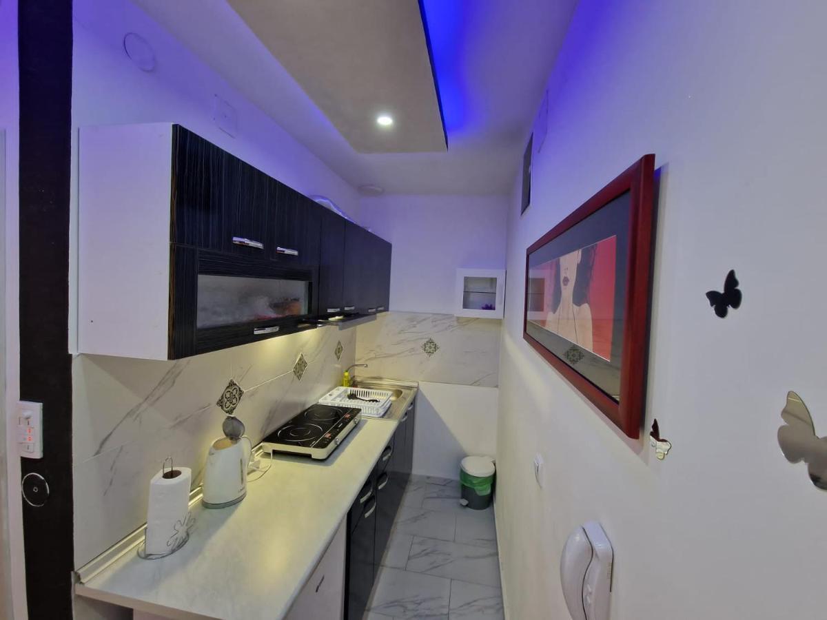 Black & White Belgrado Exterior foto